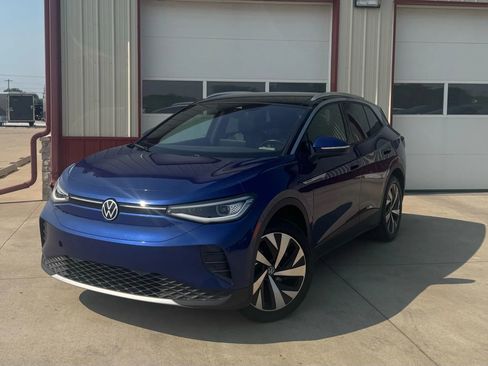 Used 2021 Volkswagen ID.4 Pro S image 3