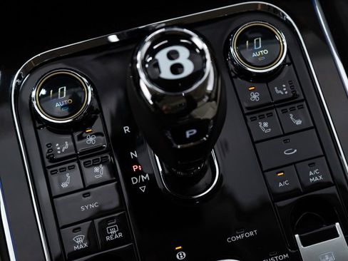 Used 2020 Bentley Flying Spur W12 AWD/4WD image 37