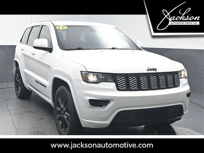 Used 2019 Jeep Grand Cherokee Altitude