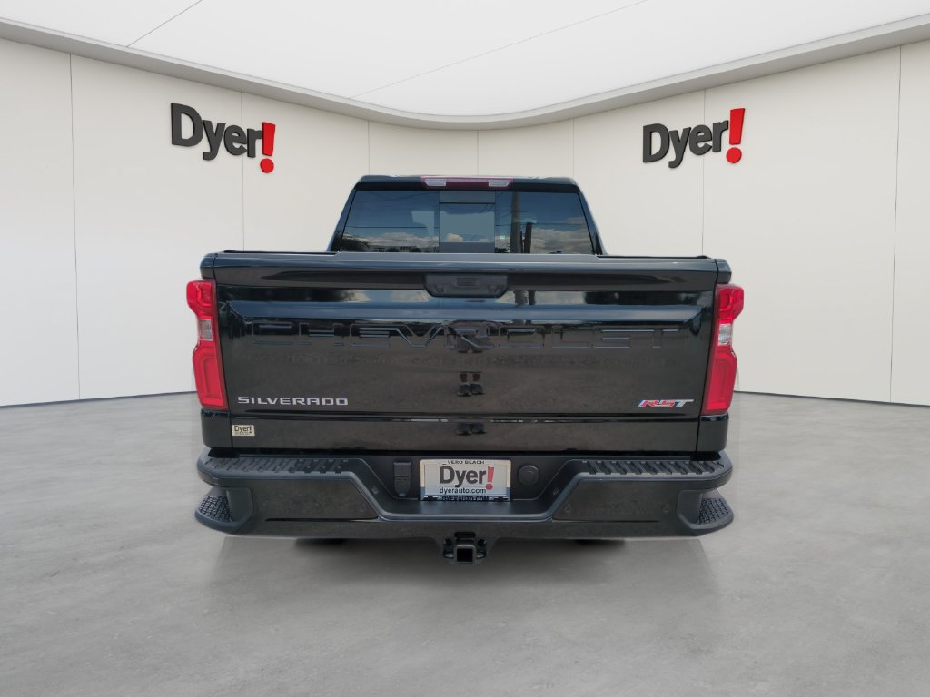 Used 2024 Chevrolet Silverado 1500 RST w/ Convenience Package II RWD image 5