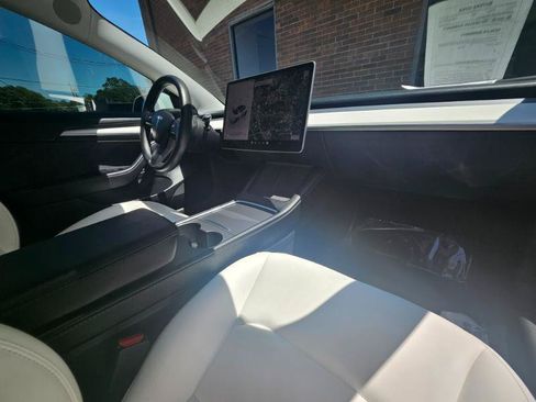 Used 2023 Tesla Model 3 Standard Range RWD image 48