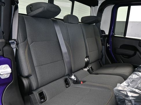 New 2026 Jeep Gladiator Sport image 32