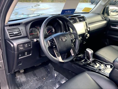 Used 2021 Toyota 4Runner TRD Off-Road Premium image 18