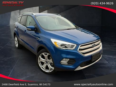Used 2017 Ford Escape Titanium w/ Equipment Group 301A AWD/4WD image 2