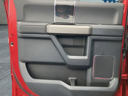 Used 2022 Ford F350 Platinum w/ Tremor Off-Road Package image 13