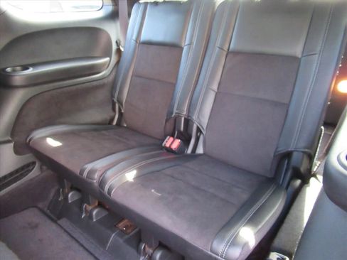 Used 2022 Dodge Durango GT RWD image 16