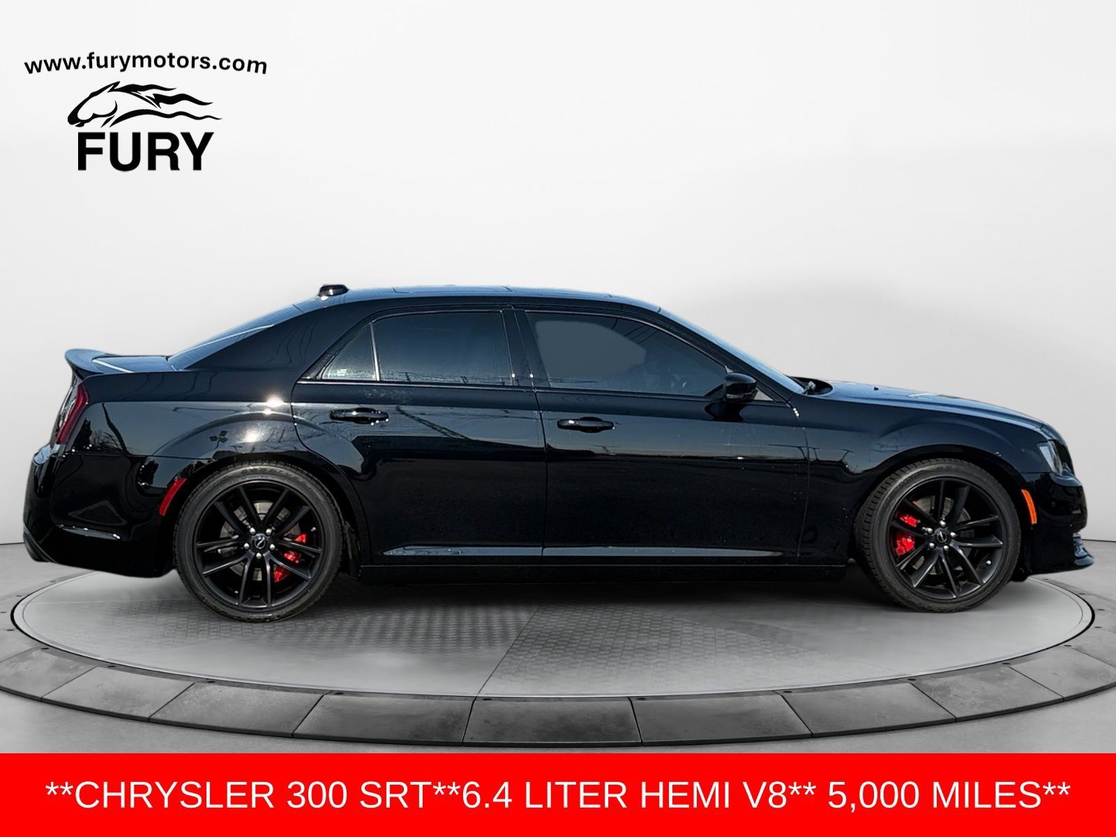 Used 2023 Chrysler 300 C RWD image 4