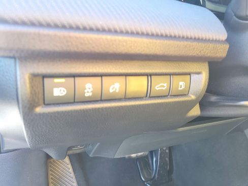 Used 2025 Toyota Camry SE w/ Multimedia Upgrade Package image 31