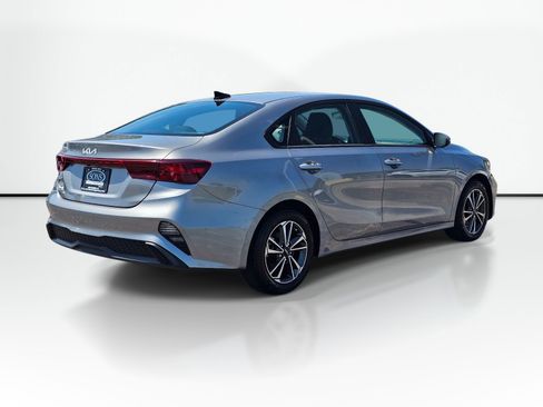 Certified 2024 Kia Forte LXS w/ LXS Technology Package FWD image 8