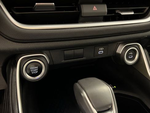 Used 2024 Toyota Grand Highlander AWD image 35
