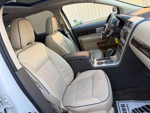 Used 2010 Lincoln MKX 2WD image 34