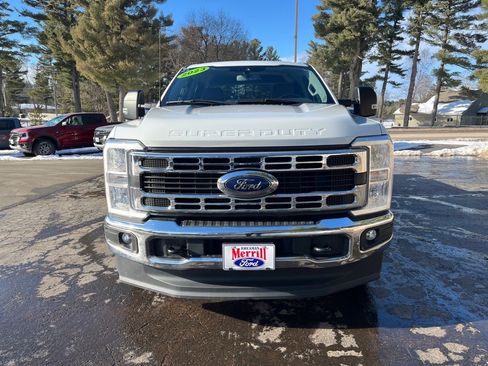 Used 2023 Ford F350 XLT image 2