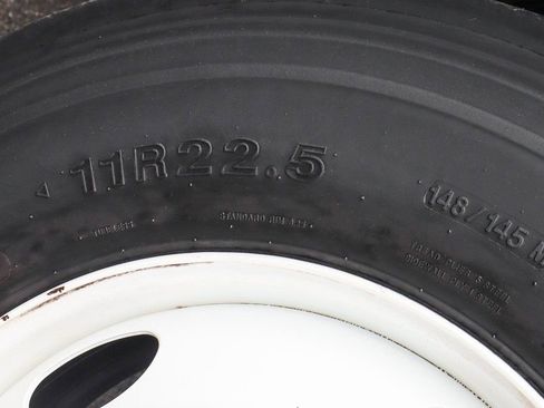 Used 2016 Ford F650 2WD Crew Cab Super Duty image 46