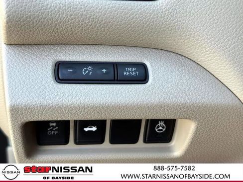 Used 2013 Nissan Altima 2.5 SL image 17