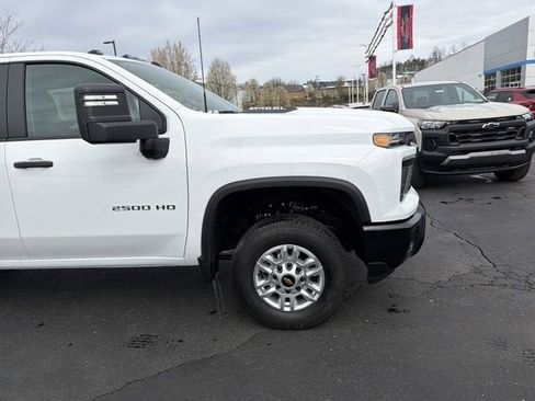 New 2026 Chevrolet Silverado 2500 W/T AWD/4WD image 2