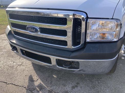 Used 2007 Ford F350 XL image 10