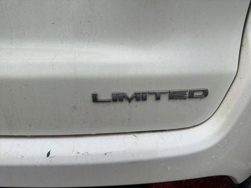 Used 2019 Jeep Compass Limited image 10