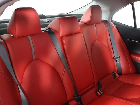 Used 2019 Toyota Camry XSE image 34