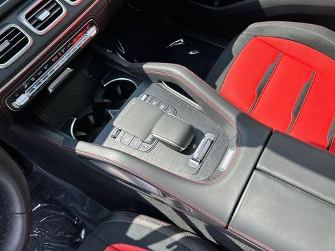 Used 2025 Mercedes-Benz GLE 53 AMG 4MATIC Coupe w/ Driver Assistance Package image 23