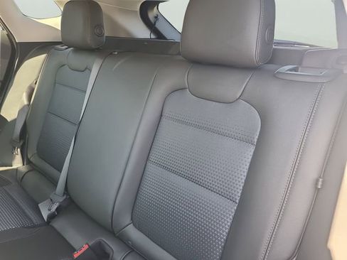 New 2026 Chevrolet Trax LT image 13