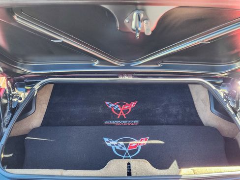 Used 1998 Chevrolet Corvette Convertible w/ Memory Pkg image 27