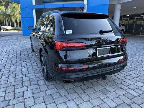 Used 2025 Audi Q7 3.0T Prestige w/ Prestige Package AWD/4WD image 34