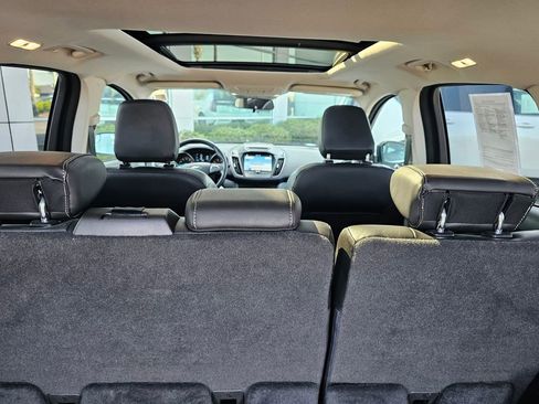 Used 2018 Ford Escape SEL image 12