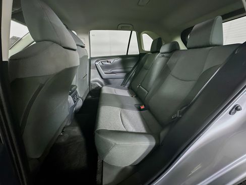 Used 2025 Toyota RAV4 XLE image 26