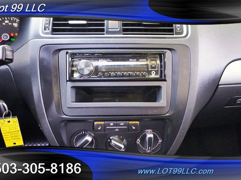 Used 2012 Volkswagen Jetta TDI image 27