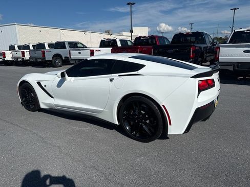 Used 2019 Chevrolet Corvette Stingray Coupe w/ Carbon Flash Badge Package RWD image 3