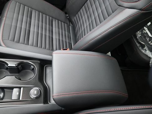 New 2026 Ford Explorer ST-Line w/ ST-Line Street Pack image 17