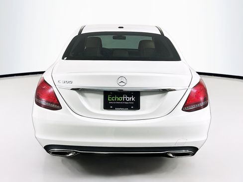 Used 2021 Mercedes-Benz C 300 Sedan image 7