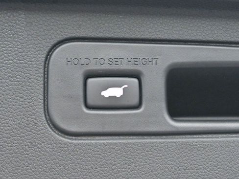 Used 2024 Honda Pilot TrailSport image 10
