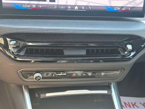 Certified 2025 BMW 330i xDrive Sedan w/ Convenience Package image 17