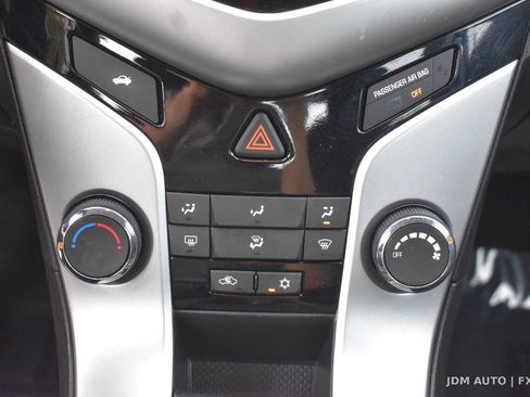 Used 2015 Chevrolet Cruze LT w/ Sun And Sound Package FWD image 27