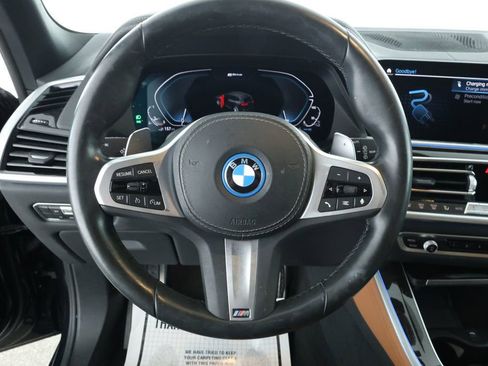 Used 2023 BMW X5 xDrive45e w/ M Sport Package image 12