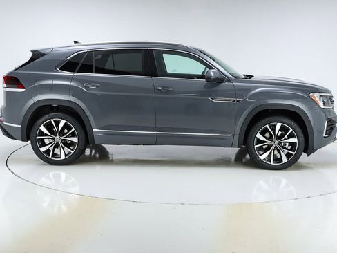 New 2026 Volkswagen Atlas Cross Sport SEL Premium R-Line image 10