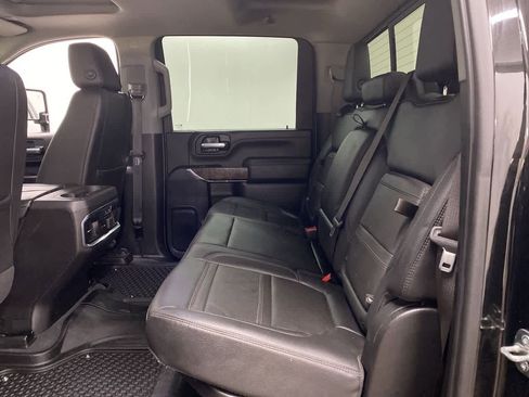 Used 2023 GMC Sierra 3500 Denali w/ Denali Black Diamond Edition image 16