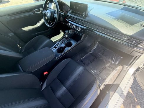 Used 2025 Honda Civic Sport image 12