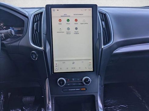 Used 2022 Ford Edge Titanium image 14