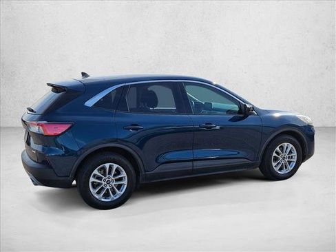 Used 2020 Ford Escape SE image 5