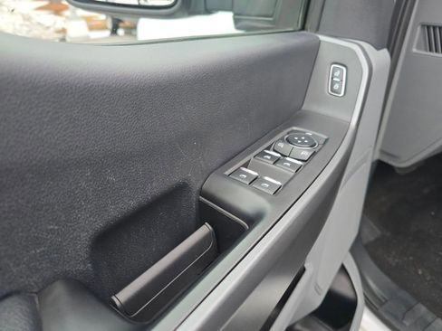 Used 2025 Ford F350 XLT image 11