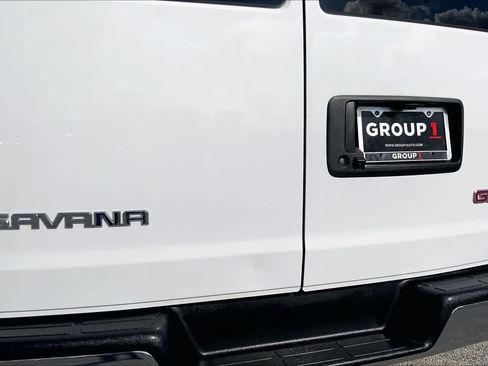 Used 2025 GMC Savana 3500 LT w/ LT Preferred Equipment Group RWD image 10