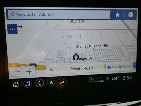 Used 2023 Chevrolet Traverse Premier AWD/4WD image 28