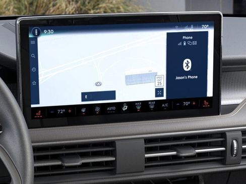 New 2025 Lincoln Corsair FWD w/ Equipment Group 101A image 14