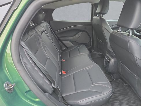 Certified 2025 Ford Mustang Mach-E Premium image 24