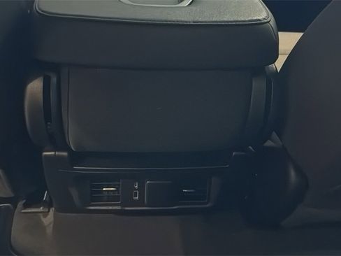 Used 2022 GMC Sierra 1500 Elevation image 21