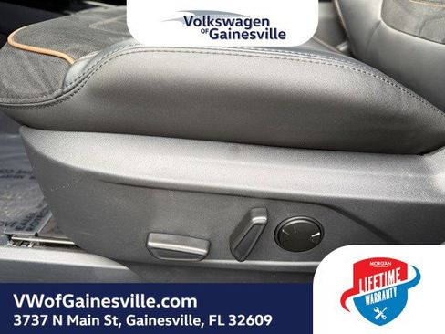 Used 2023 Ford Mustang Mach-E GT image 19