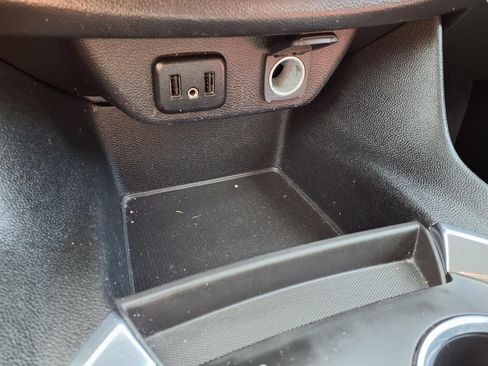 Used 2019 Chevrolet Traverse LT AWD/4WD image 10