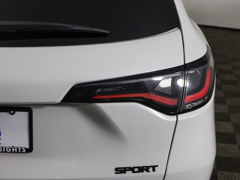 Used 2025 Honda HR-V Sport image 15